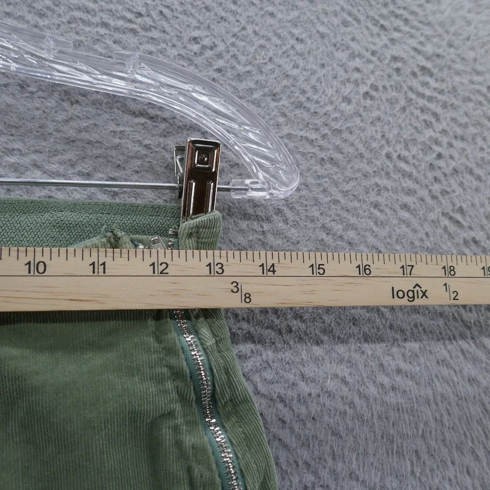 We The Free Green Corduroy Flare Pants Side Zip Mid Rise Size 26 OB1604308